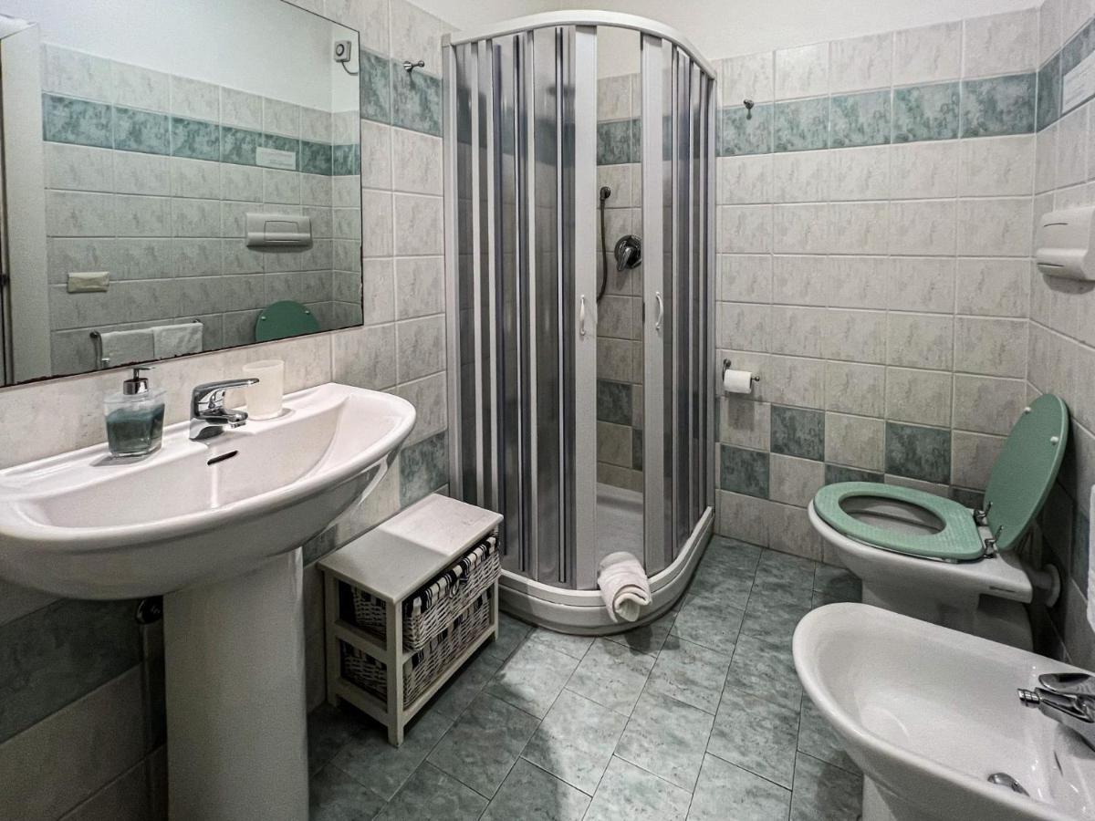 La Terrazza Guesthouse Olbia Dış mekan fotoğraf